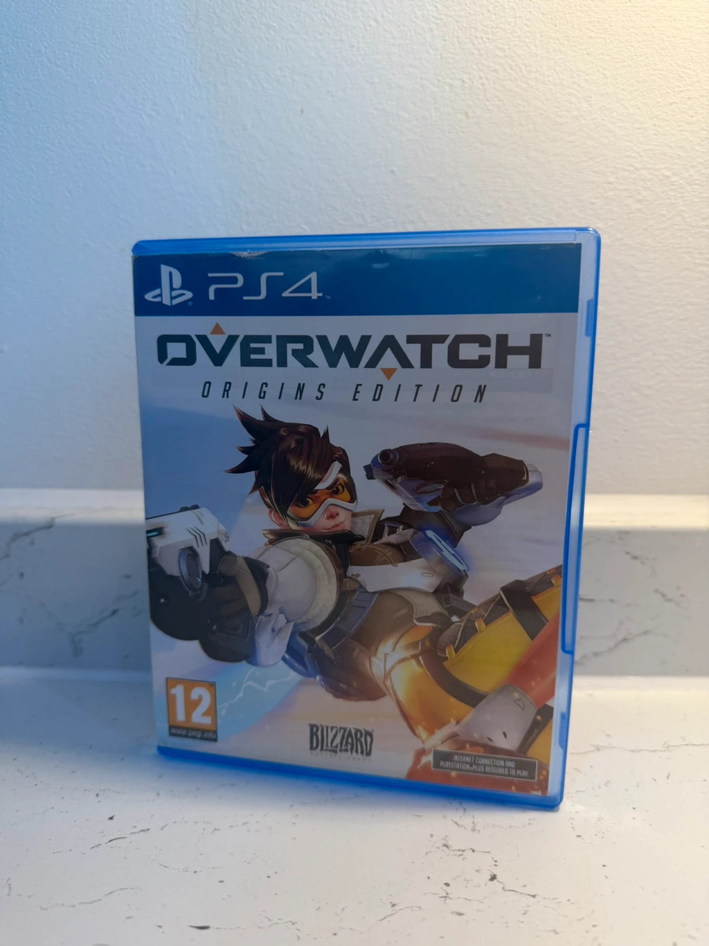 Overwatch Origins Edition PS4 game with original case and disc in very good condition.