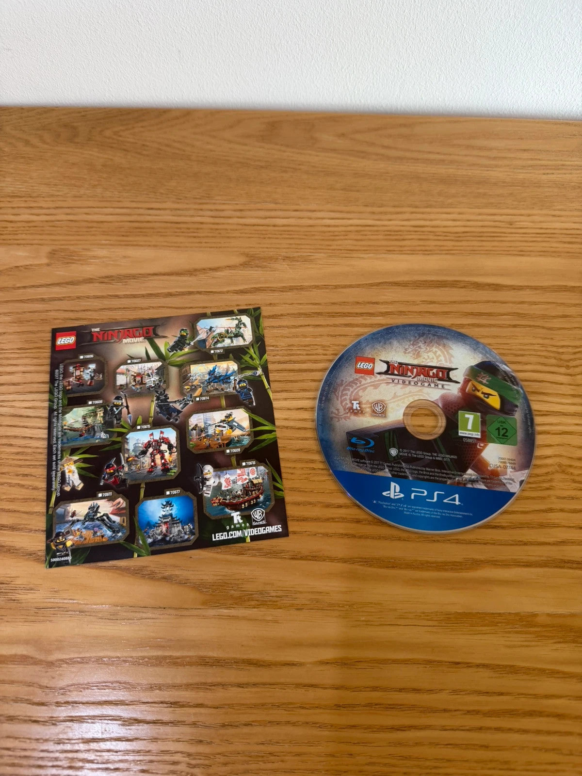 originals video game accessories PS4 standard edition with original case and cover art