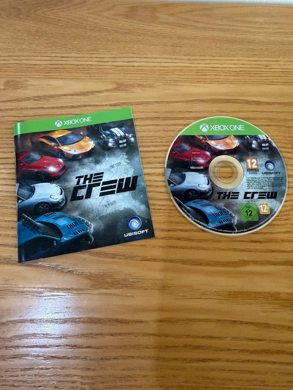 originals The Crew Xbox One game disc with original case and manual, very good condition