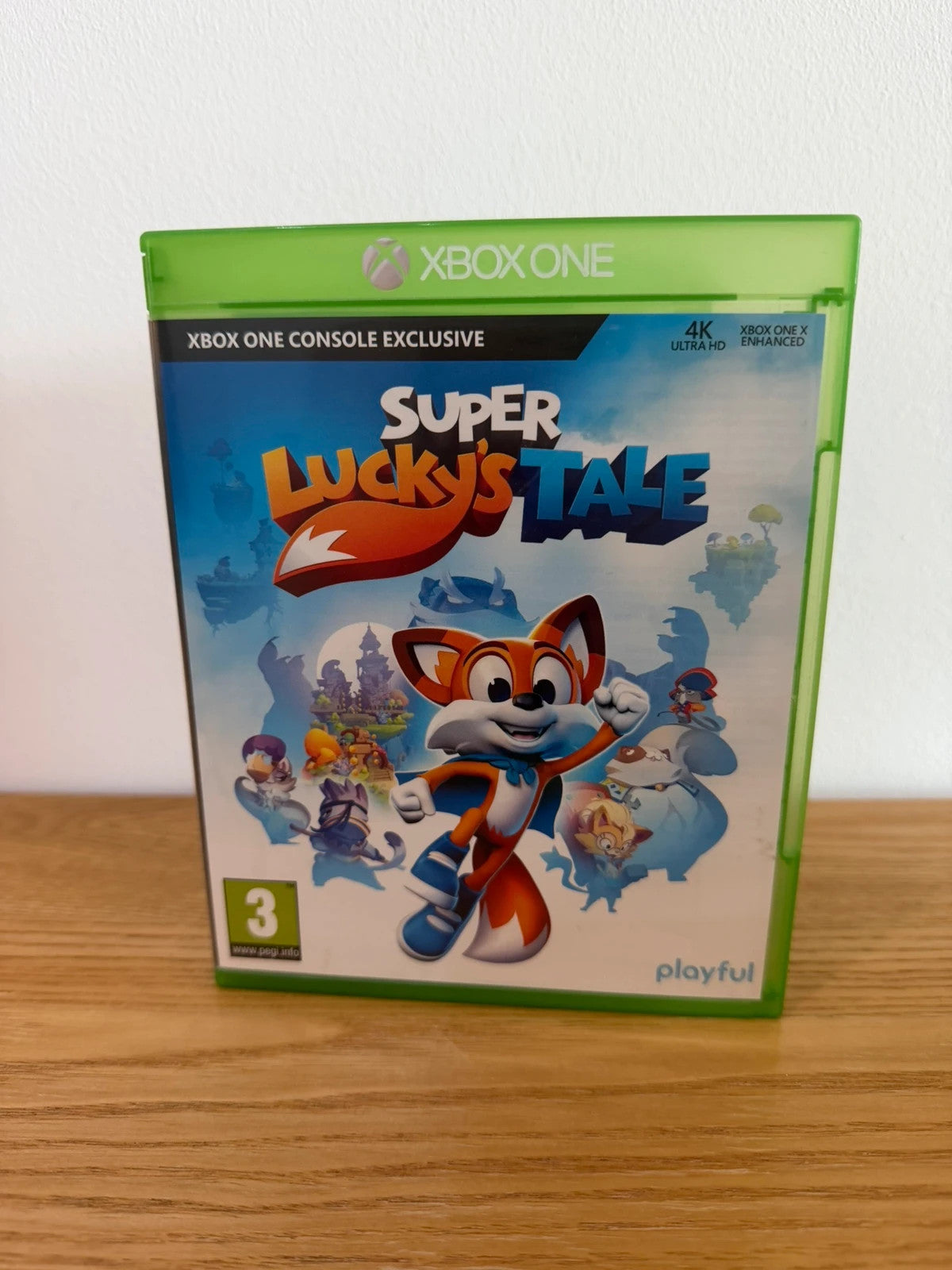 originals Super Lucky's Tale Xbox One game disc with original case and cover art