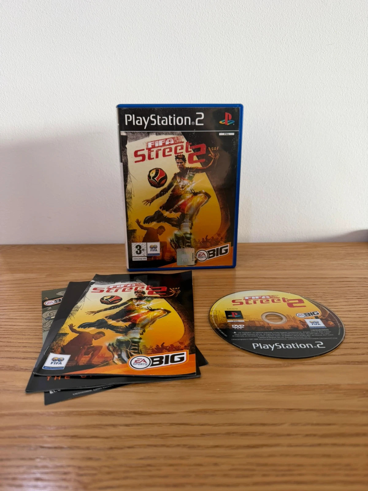 originals FIFA Street 2 PS2 game complete with manual, very good condition, UK PAL
