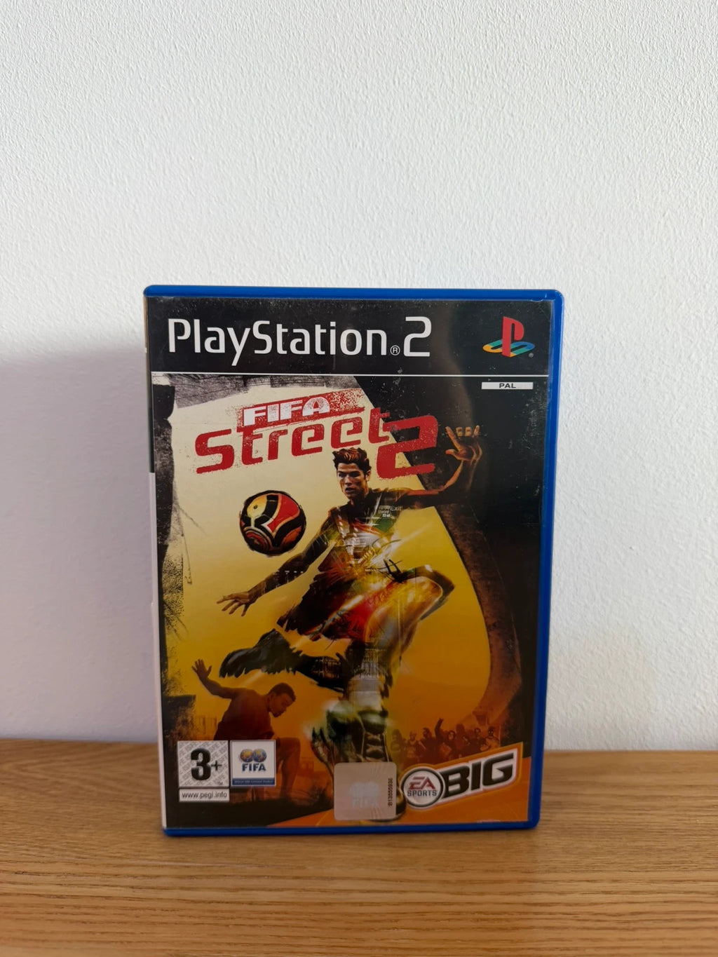 originals FIFA Street 2 PS2 game complete with manual, very good condition, UK PAL