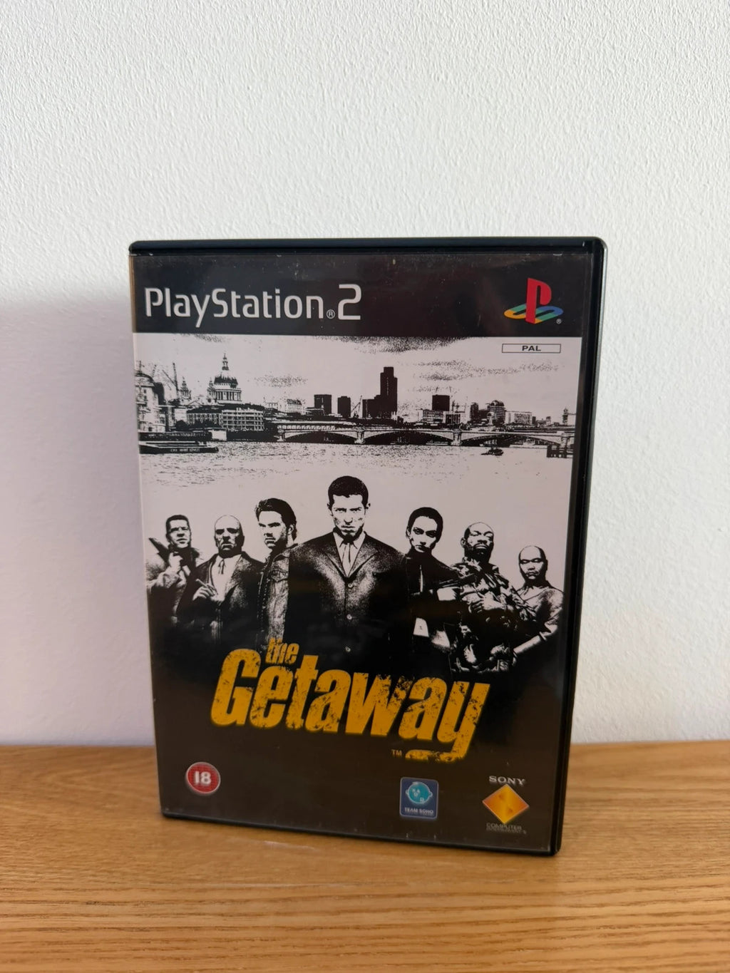 originals The Getaway PS2 game complete with manual and map, very good condition
