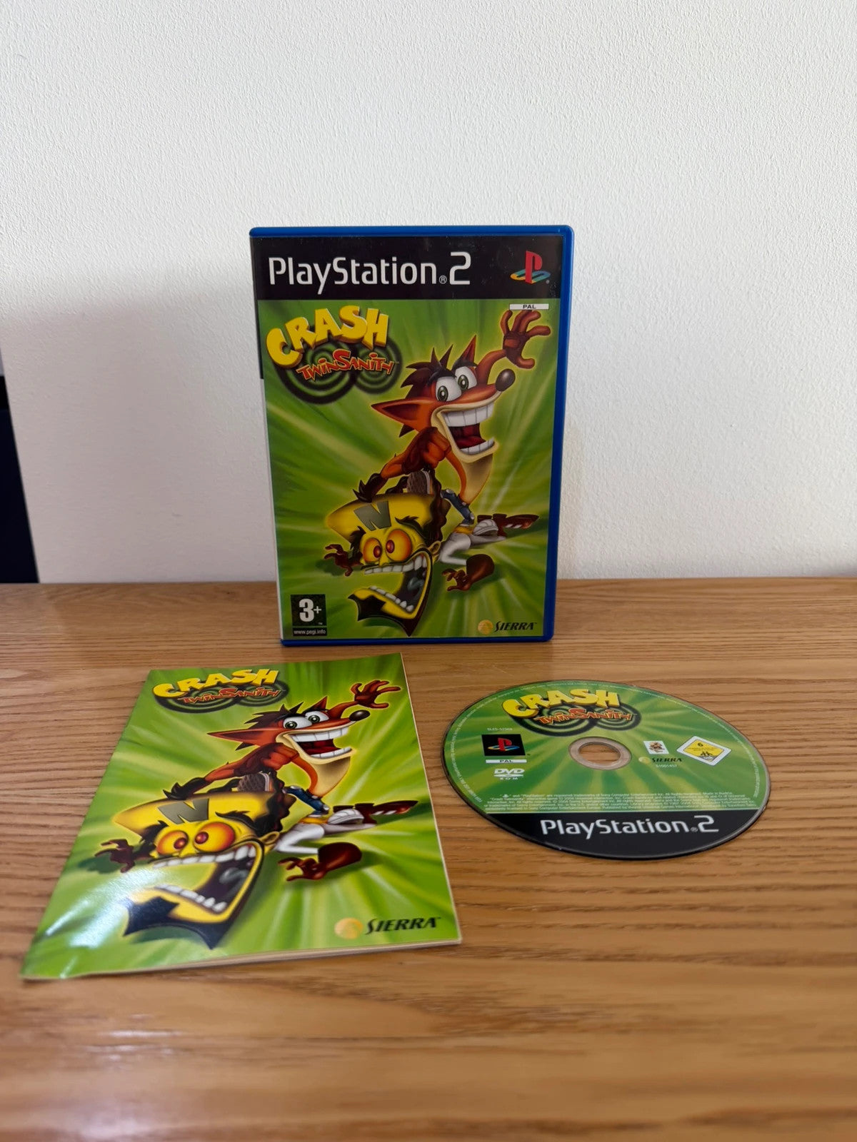 originals Crash Twinsanity video game PS2 complete with manual and original case