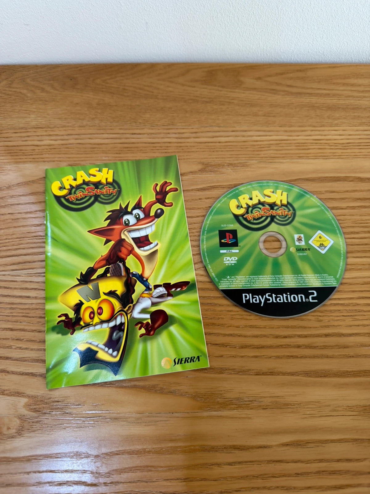 originals Crash Twinsanity video game PS2 complete with manual and original case