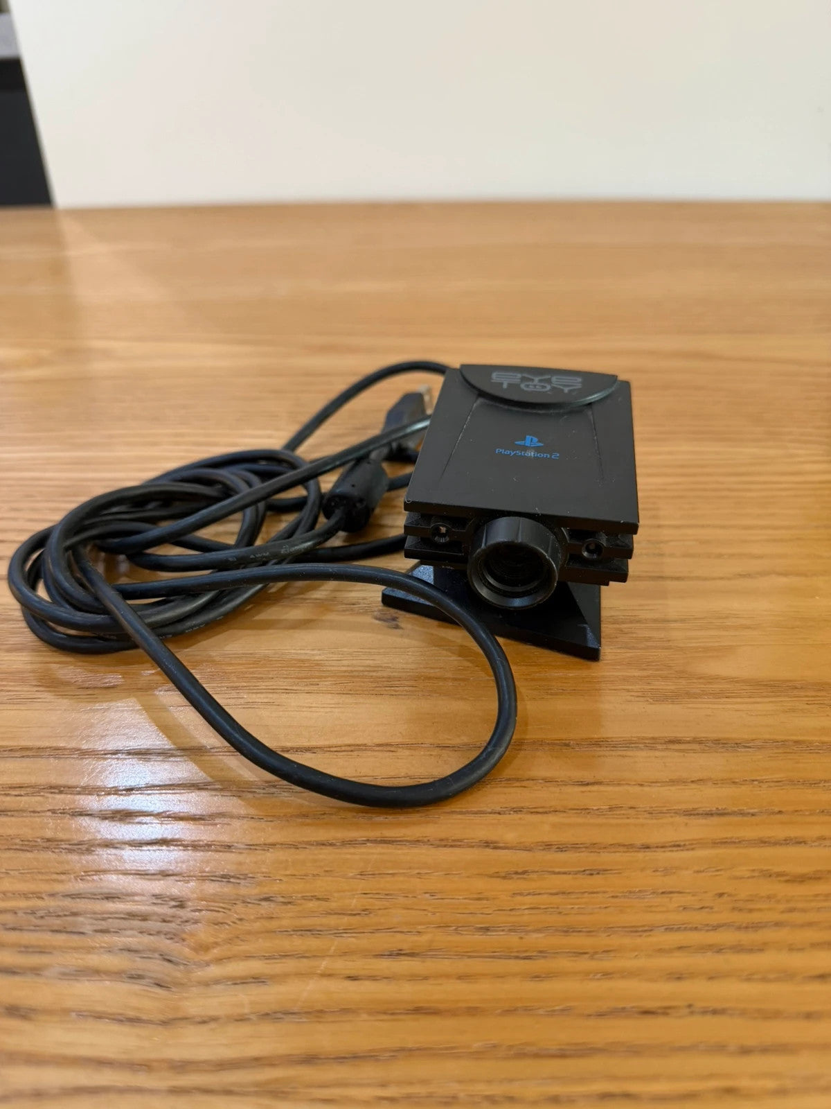 originals EyeToy Play PS2 camera black with logo and original case, very good condition