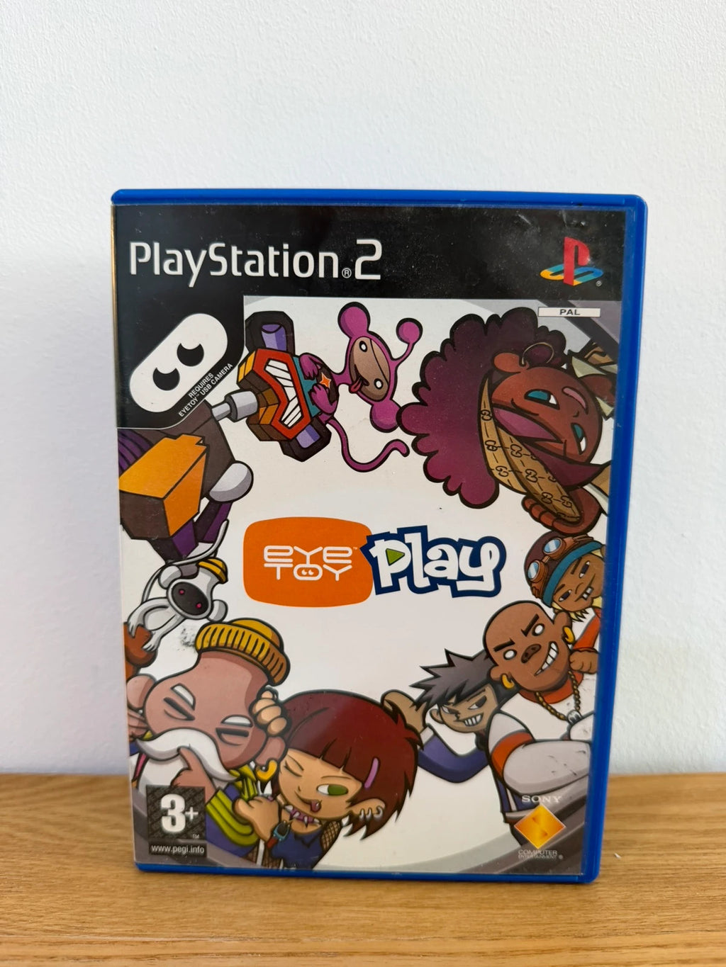 originals EyeToy Play PS2 camera black with logo and original case, very good condition
