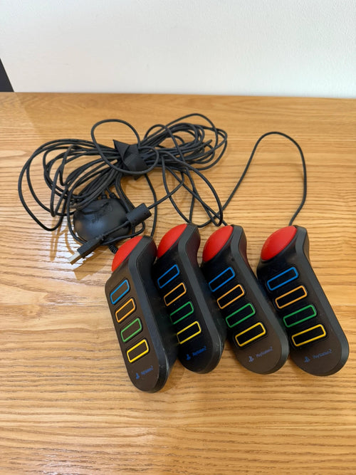 originals video game accessories grey wired Buzz controllers with logo and game case