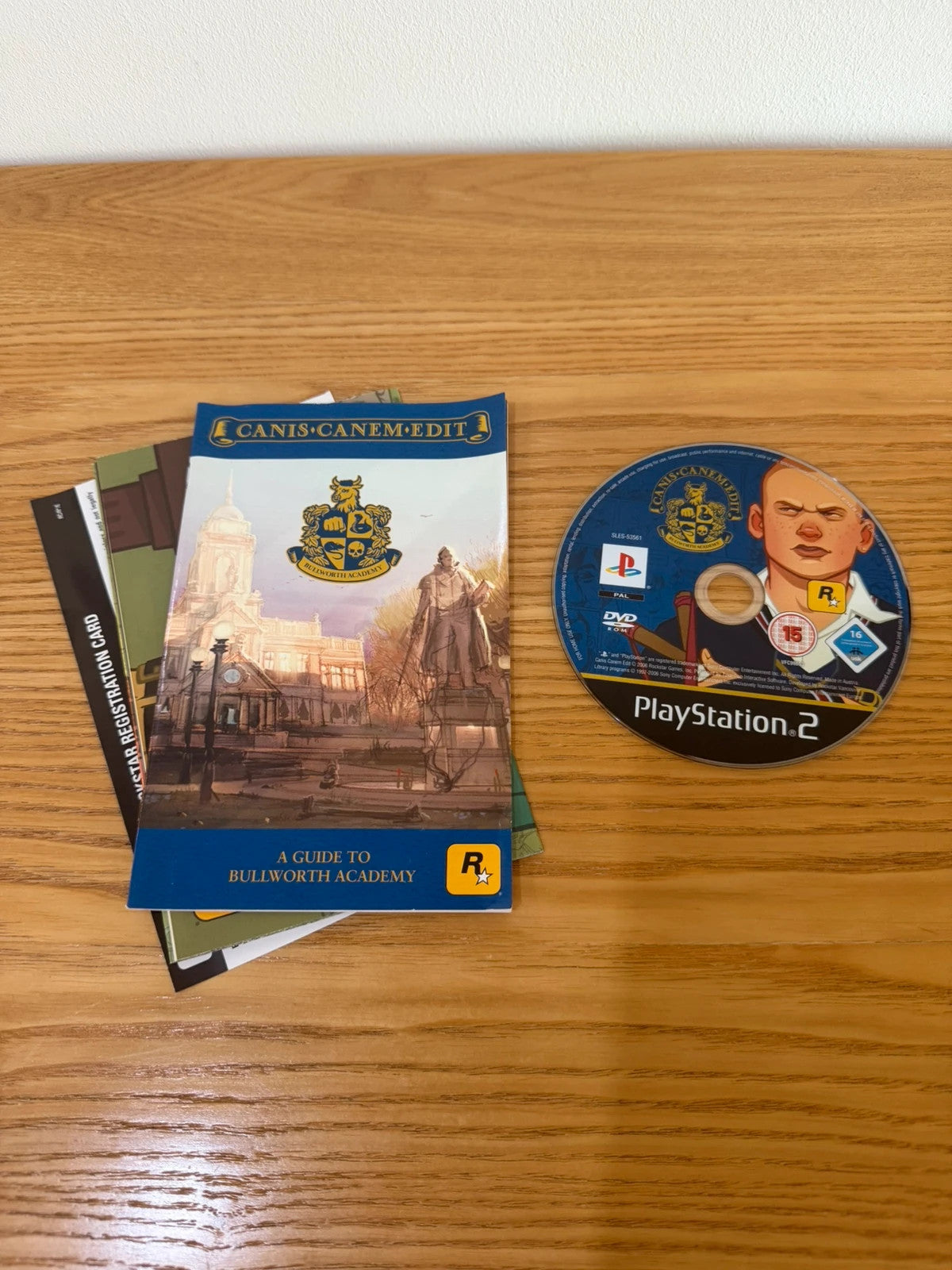Multiples Canis Canem Edit PS2 game complete with manual and map, very good condition.