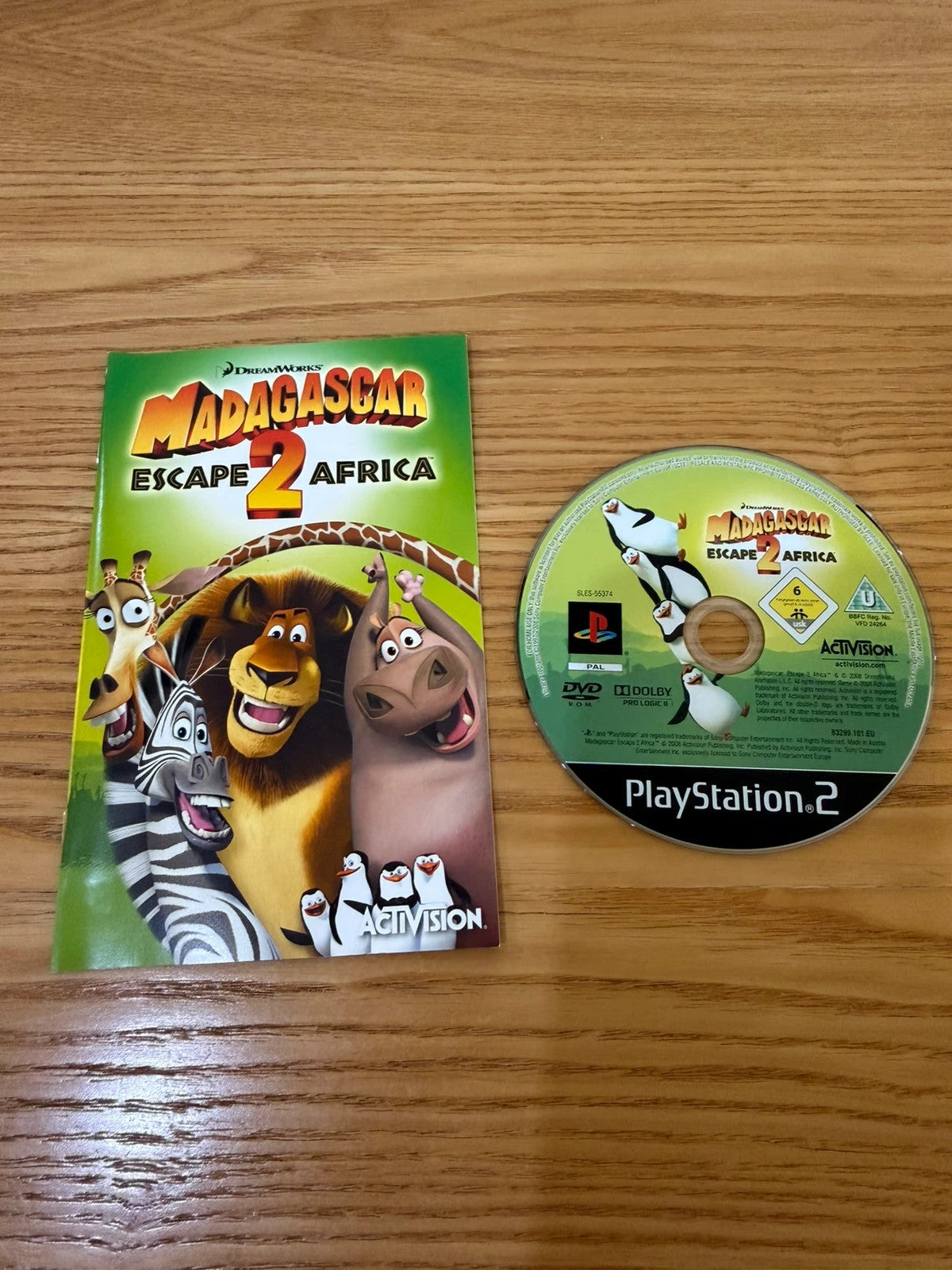 Multiples video game accessory Madagascar: Escape 2 Africa PS2 complete with manual and case.