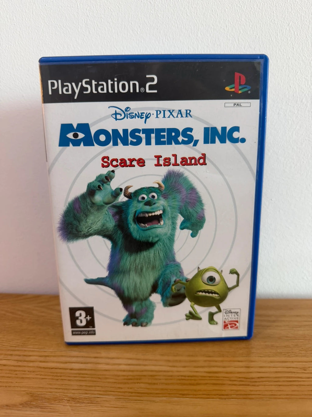 Multiples Monsters, Inc. Scare Island PS2 game complete with manual and case.