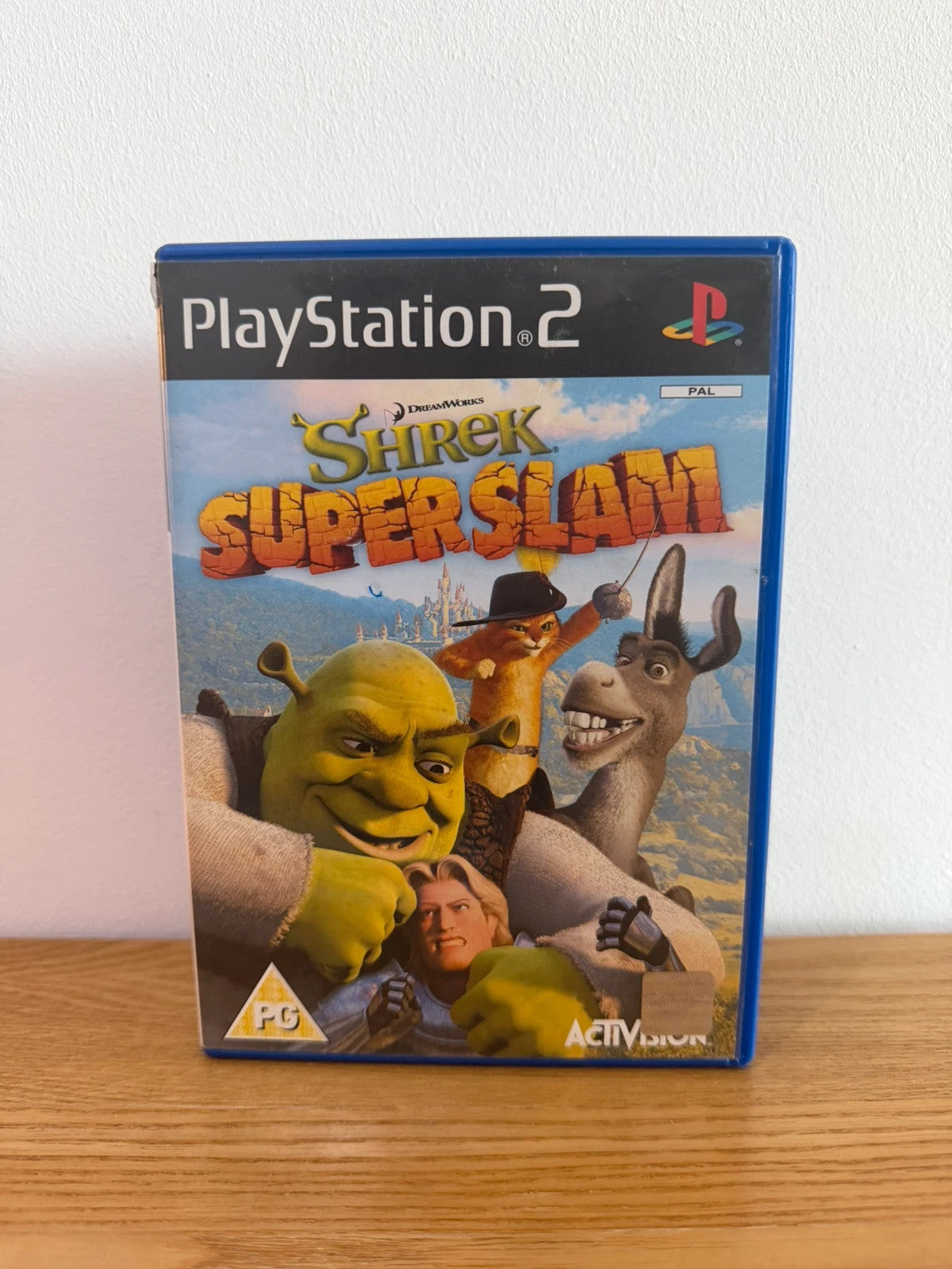 Multiples Shrek SuperSlam video game PS2 complete with manual and original case.
