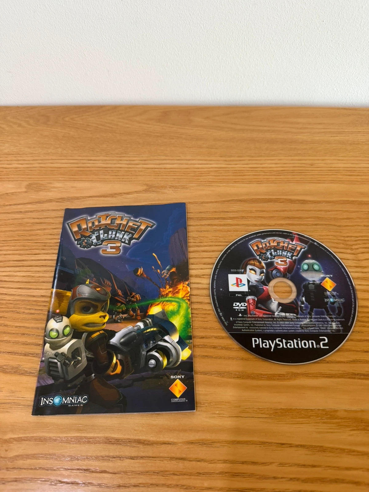 Multiples video game accessories Ratchet & Clank 3 PS2 complete with manual and case.