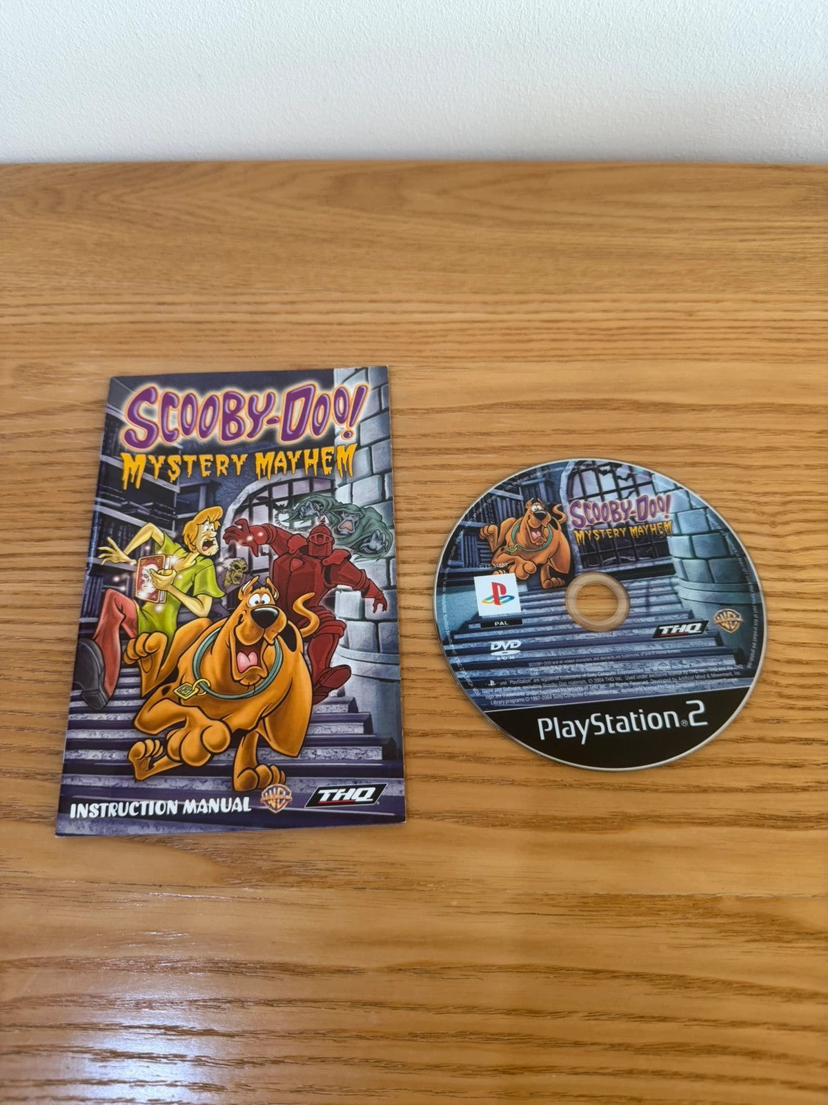 Multiples Scooby-Doo! Mystery Mayhem PS2 game complete with case, disc, and manual.
