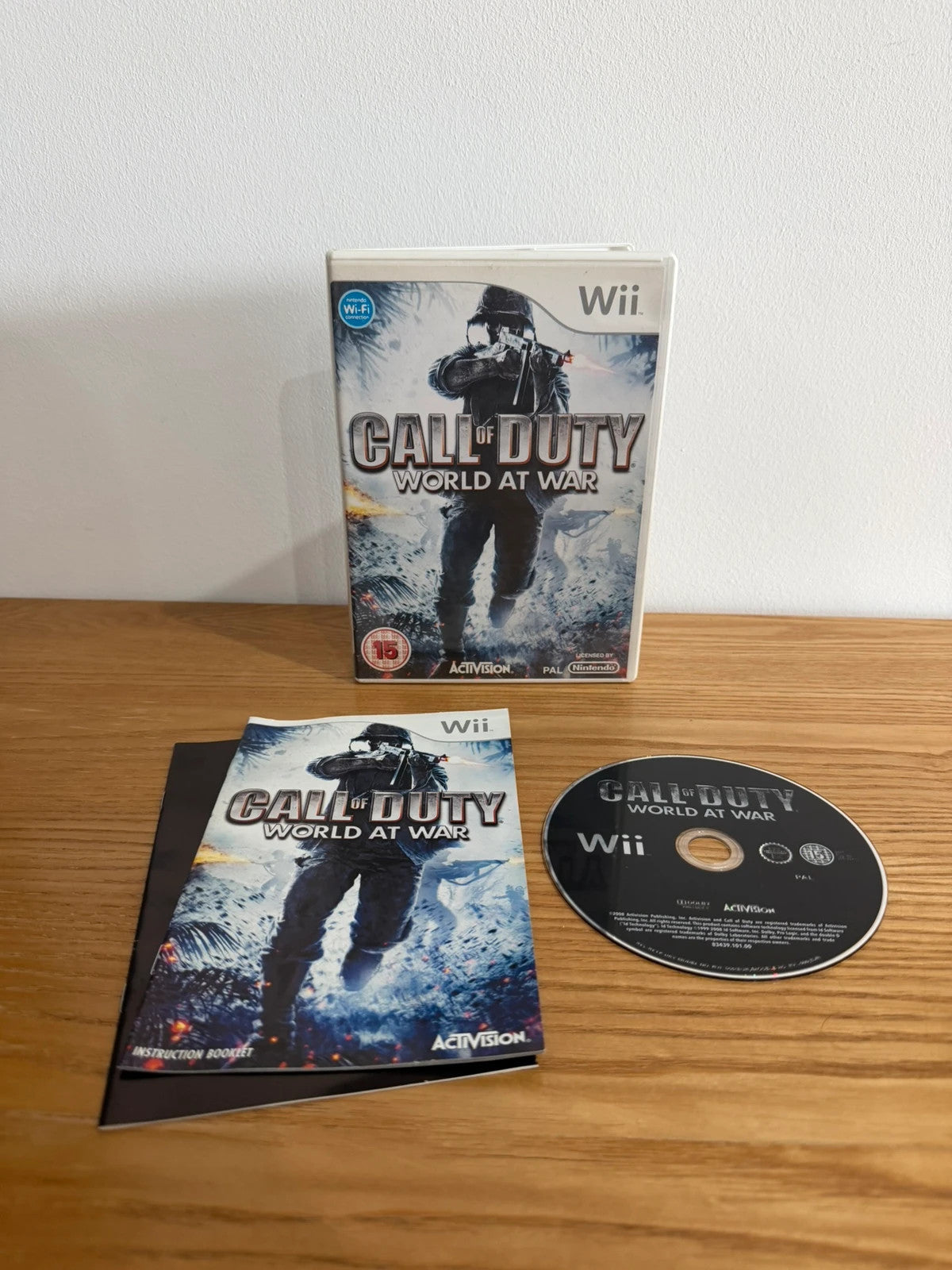 Call Of Duty World At War Nintendo Wii game complete with manual and case.