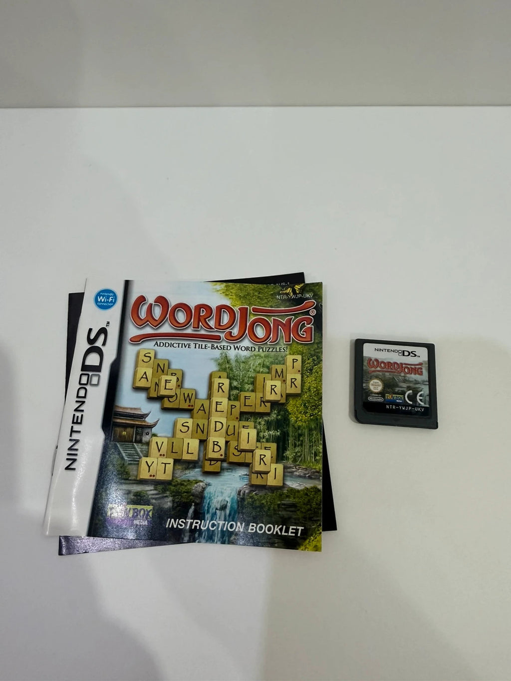 Wordjong Nintendo DS game cartridge with original case and manual, very good condition.