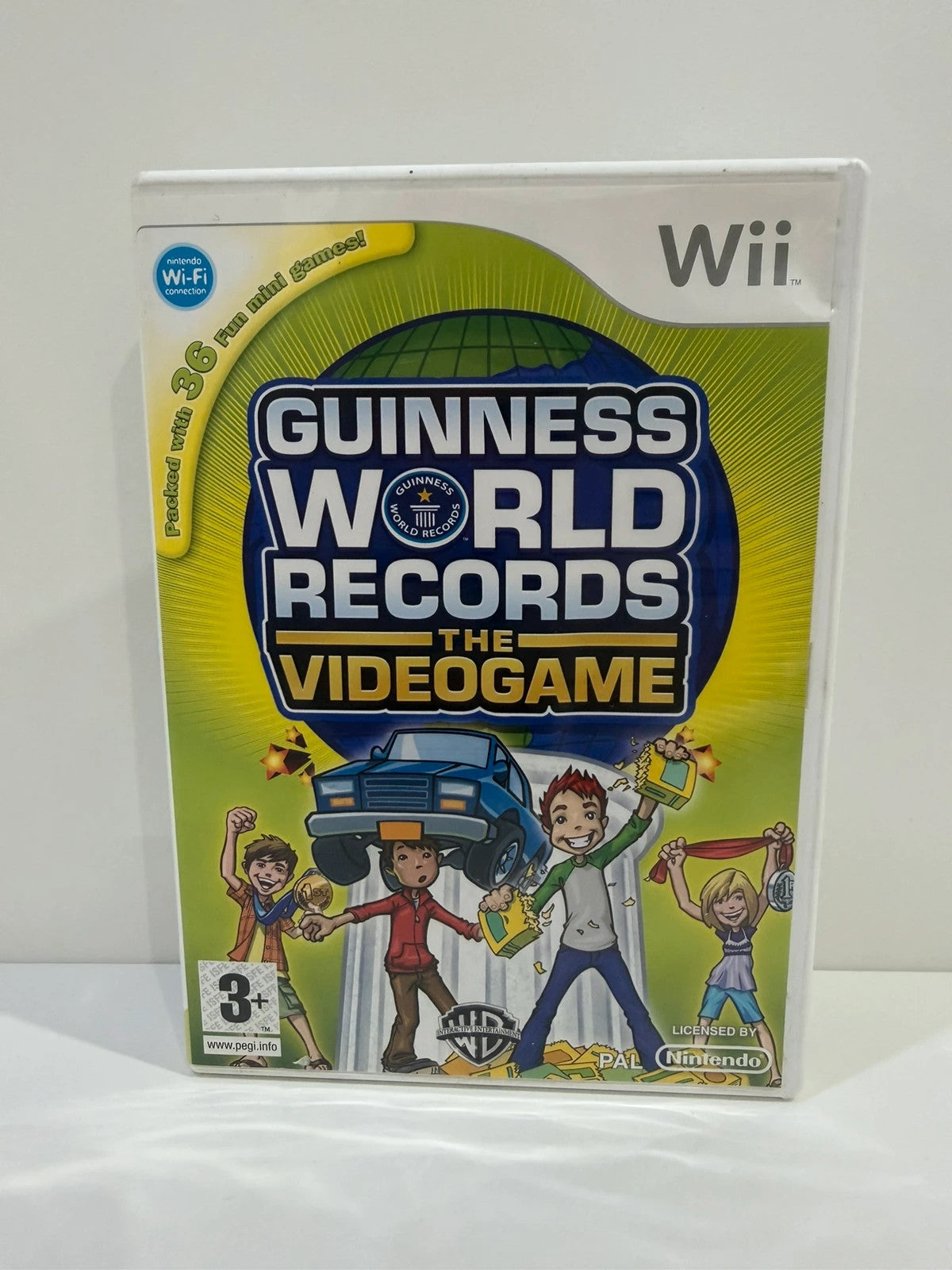 Guinness World Records video game for Nintendo Wii, complete with case, disc, and manual.