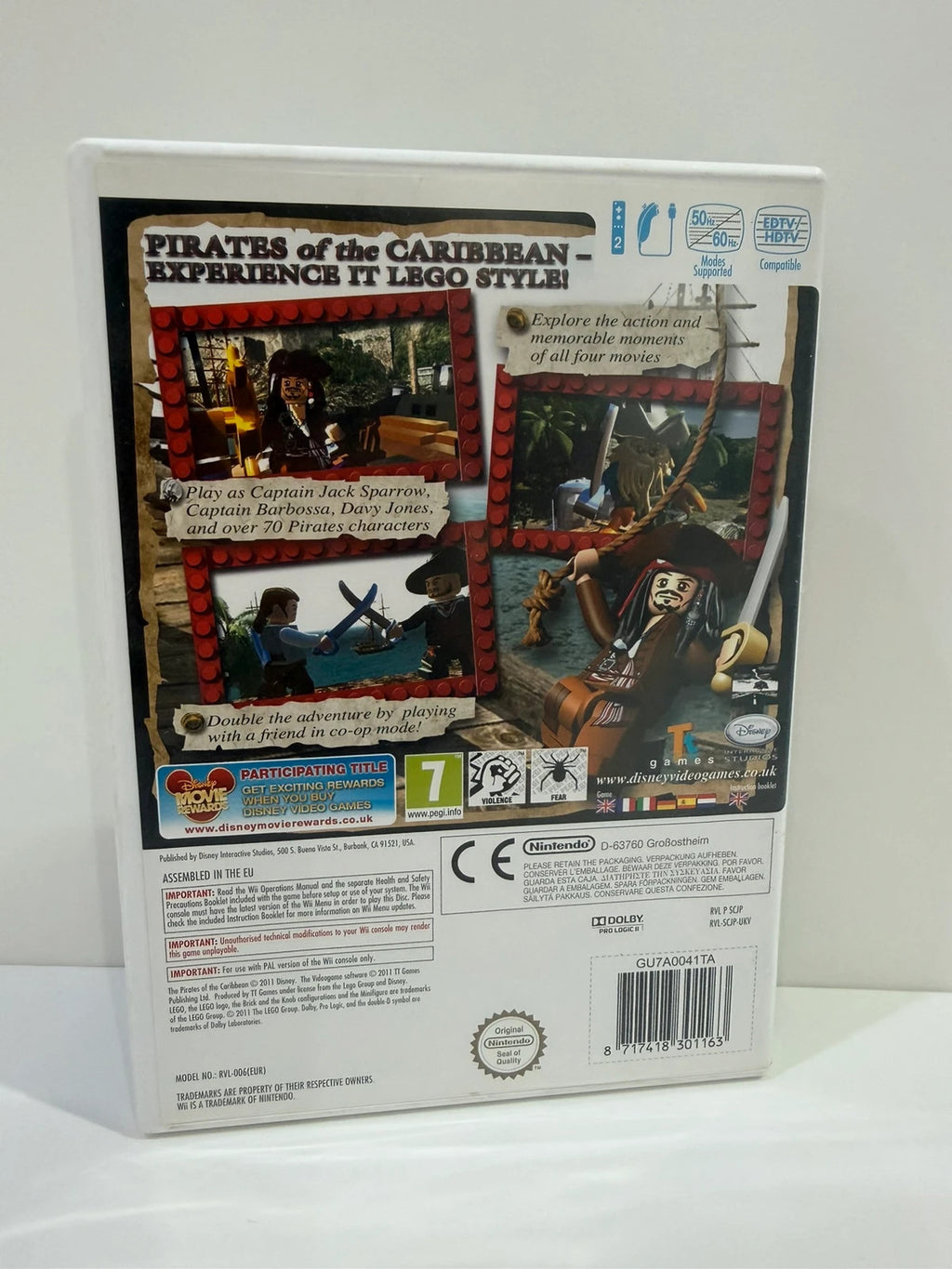 LEGO Pirates of the Caribbean video game for Nintendo Wii, complete with manual and case.