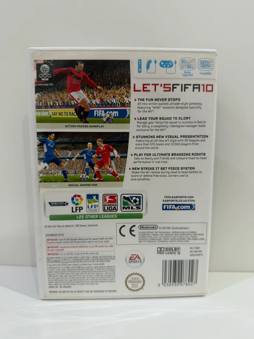 FIFA 10 Nintendo Wii game complete with manual, very good condition, light signs of use.