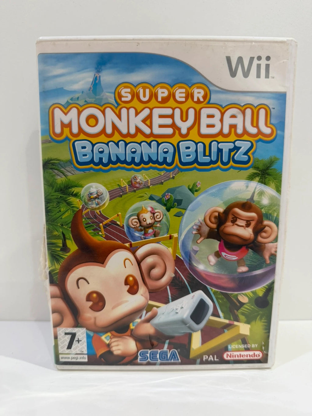 Super Monkey Ball Banana Blitz Nintendo Wii game with case, disc, and manual included.