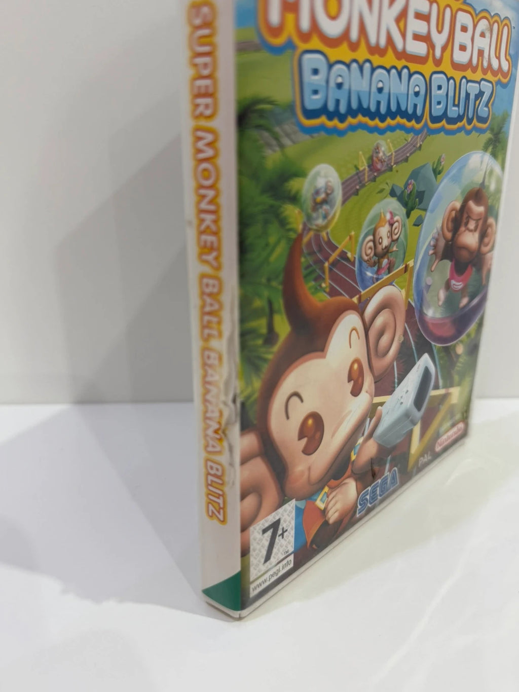 Super Monkey Ball Banana Blitz Nintendo Wii game with case, disc, and manual included.