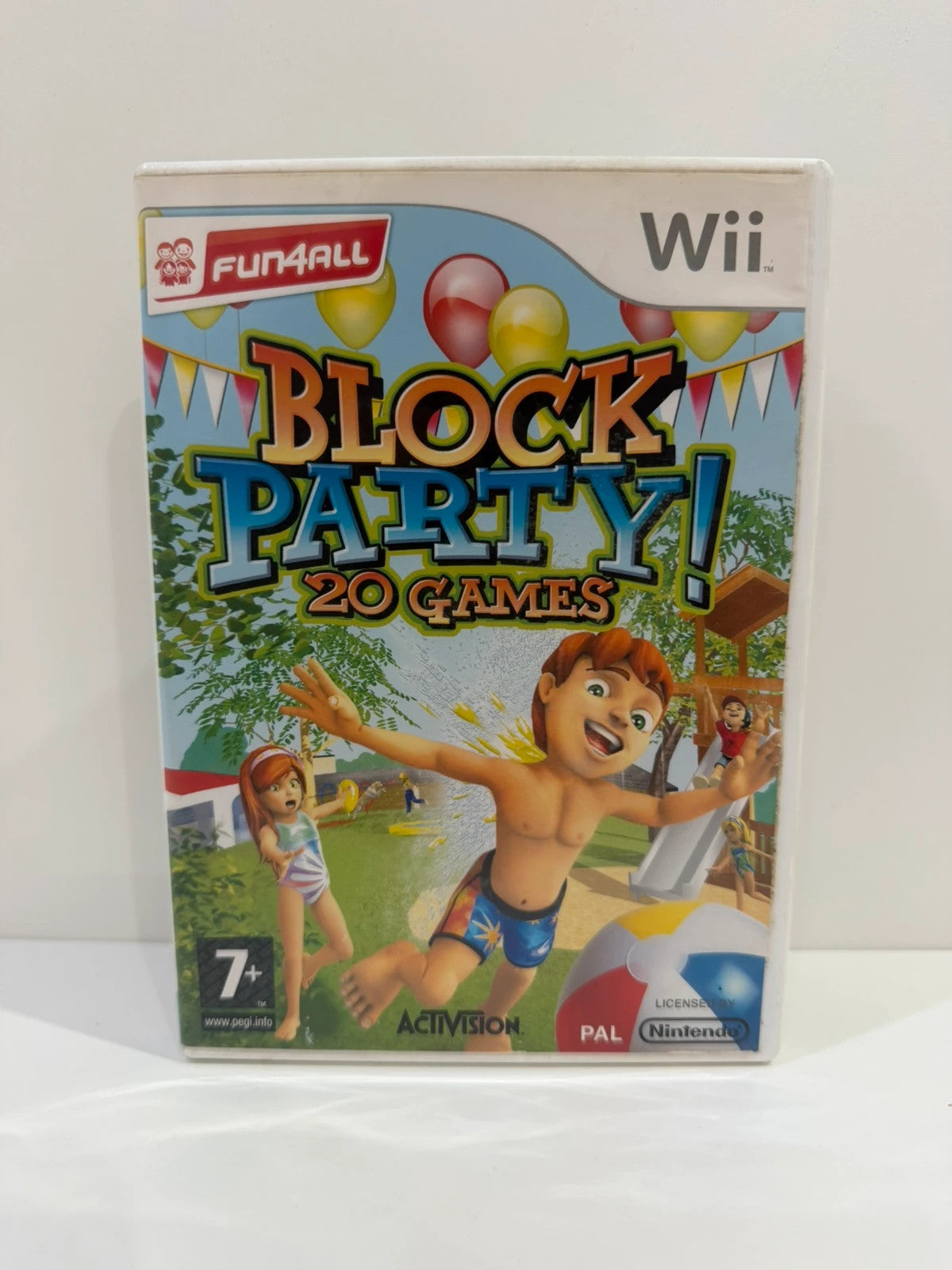 Block Party 20 Games Nintendo Wii complete set with manual and disc in very good condition.
