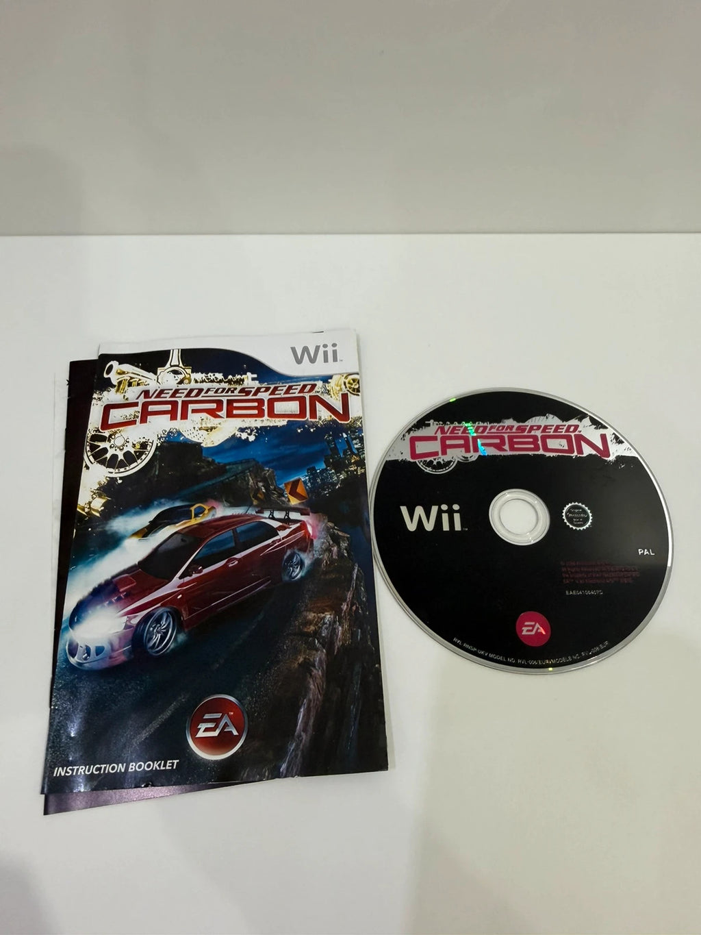 Need For Speed Carbon Nintendo Wii game case with disc and manual in very good condition.