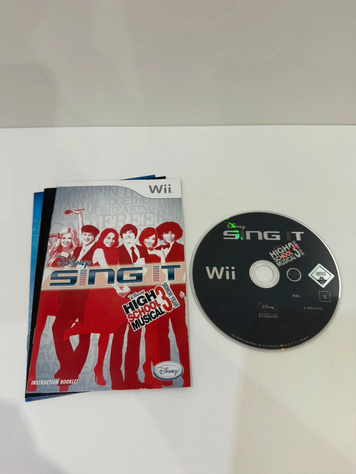 Disney Sing It High School Musical 3 video game for Nintendo Wii with manual and case.