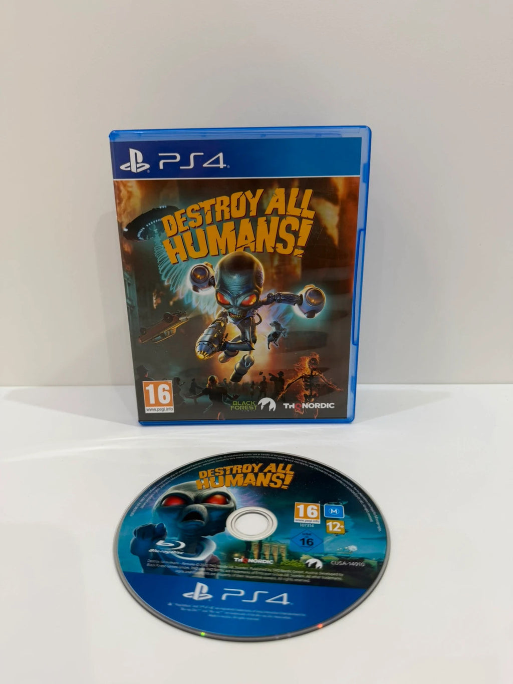 Destroy All Humans PS4 game case with cover art and disc in very good condition.
