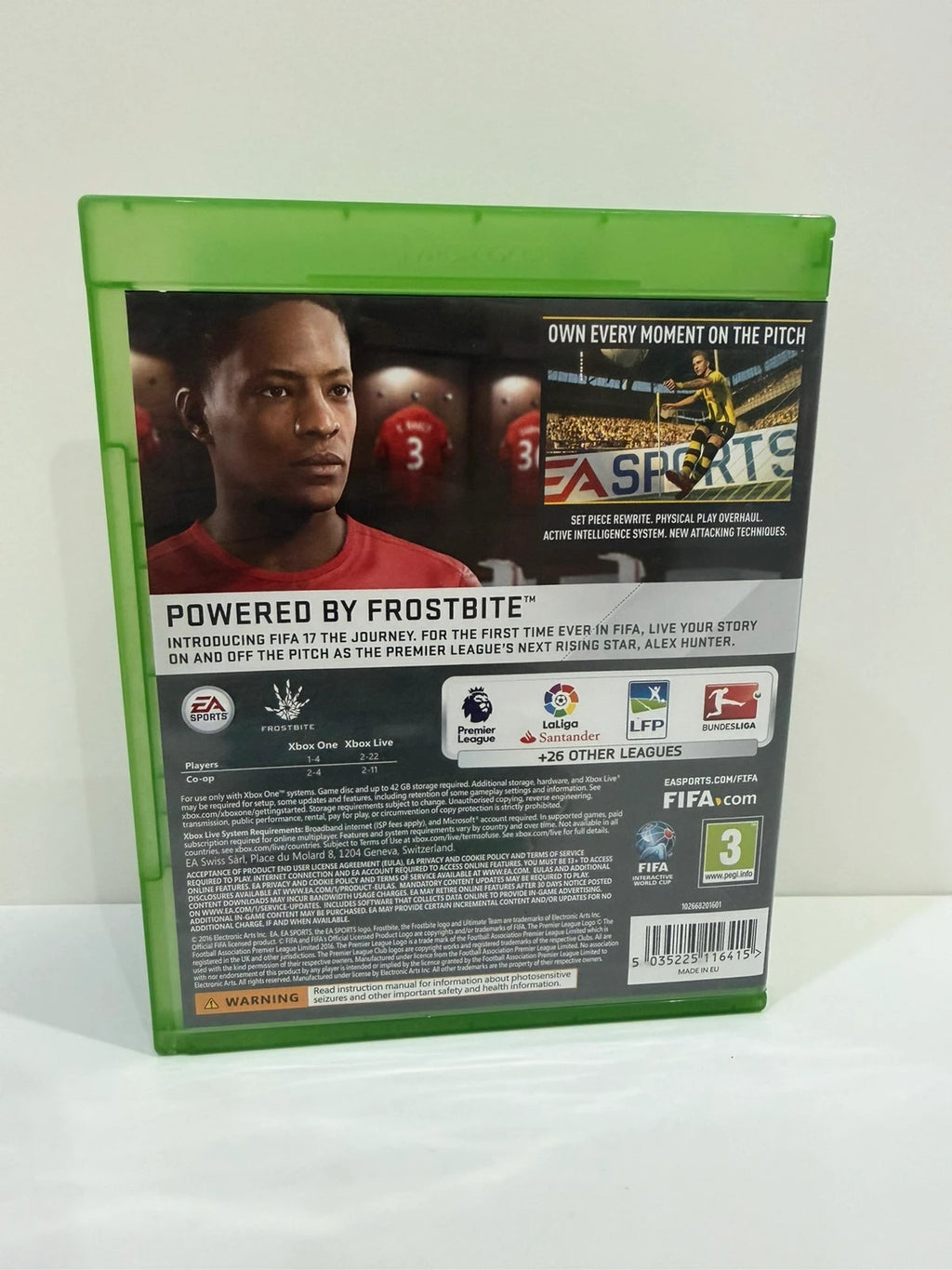 FIFA 17 Xbox One game disc with cover art, no manual included, very good condition.