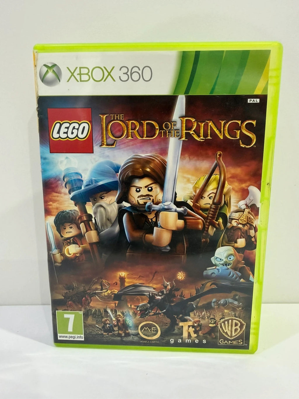 LEGO Lord of the Rings Xbox 360 game complete with case, disc, and manual.