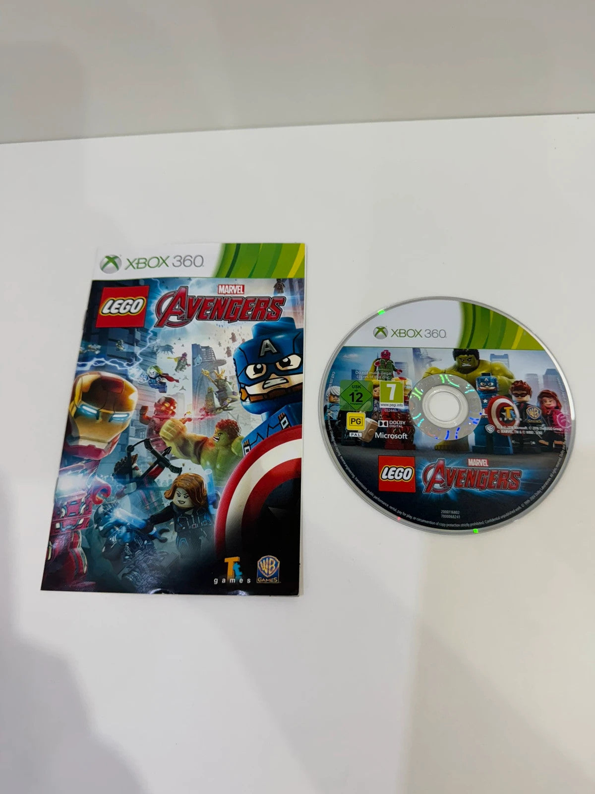 LEGO Marvel Avengers video game for Xbox 360, complete with case, disc, and manual.