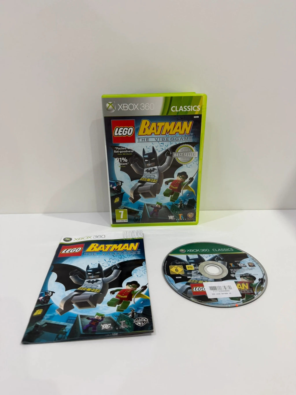 LEGO Batman video game for Xbox 360 with case, disc, and manual in very good condition.