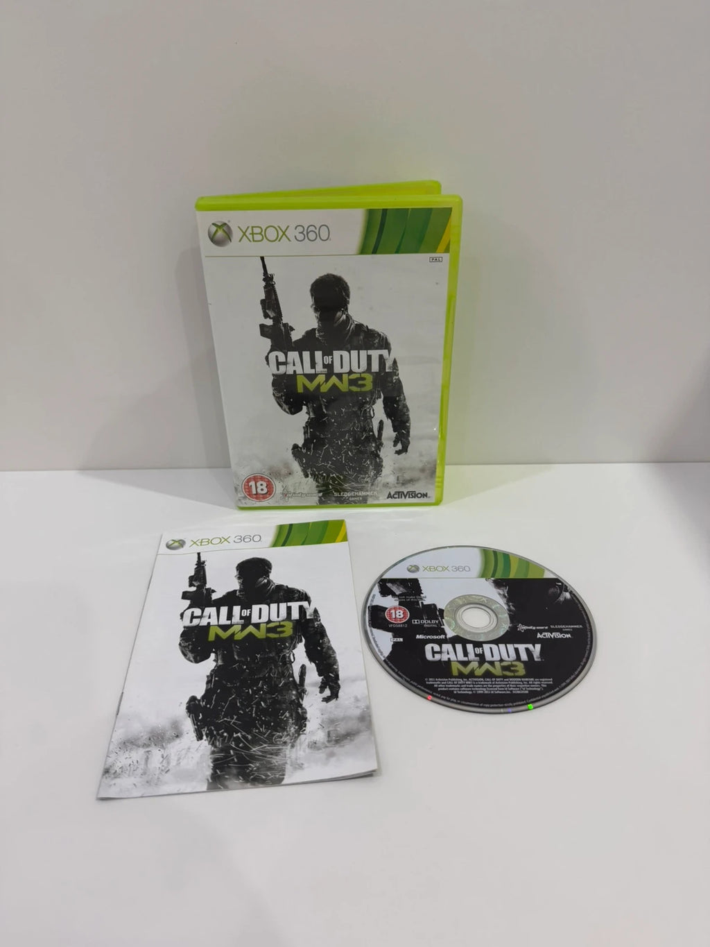 Call of Duty Modern Warfare 3 Xbox 360 game complete with manual and case.