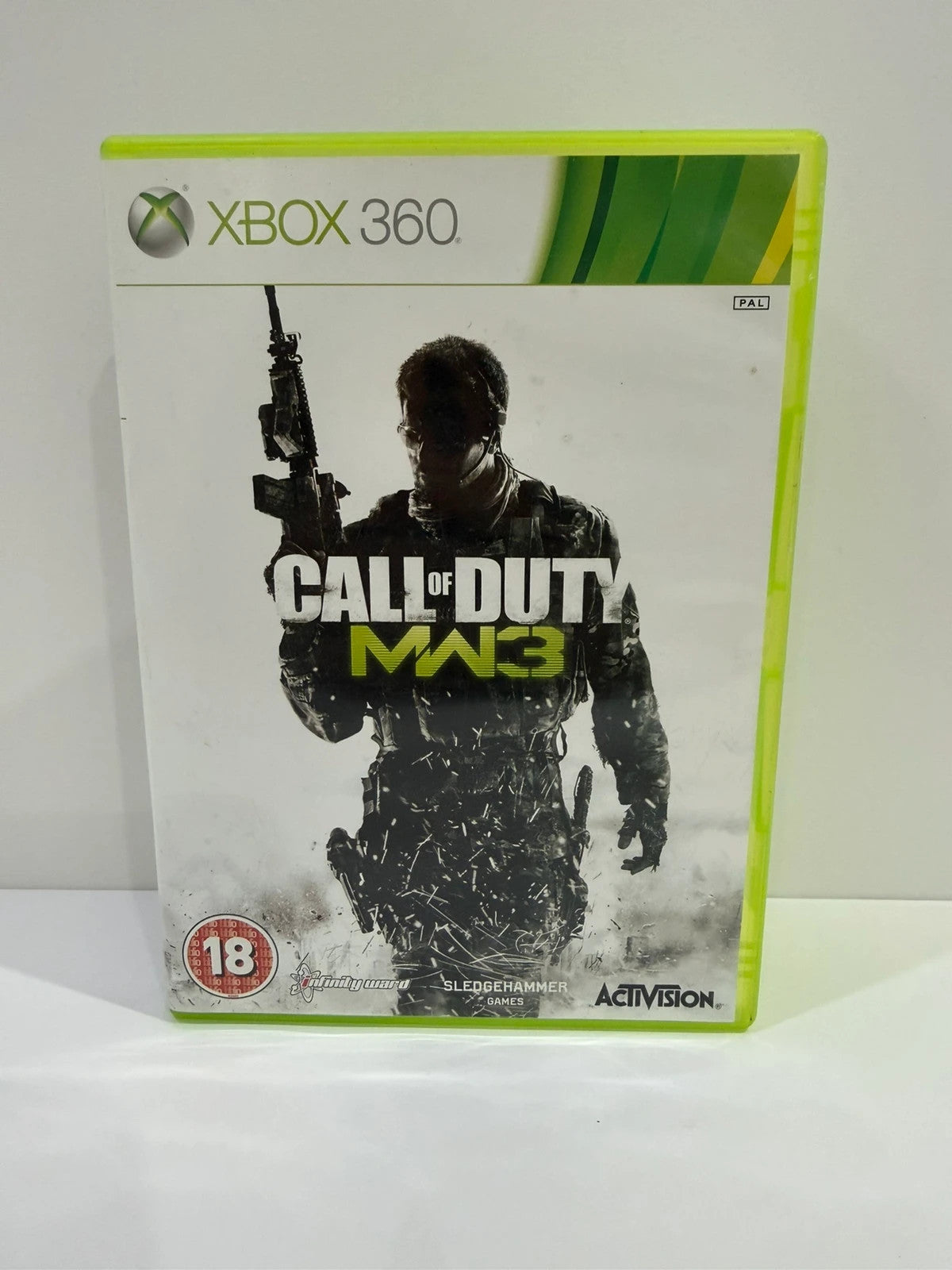 Call of Duty Modern Warfare 3 Xbox 360 game complete with manual and case.
