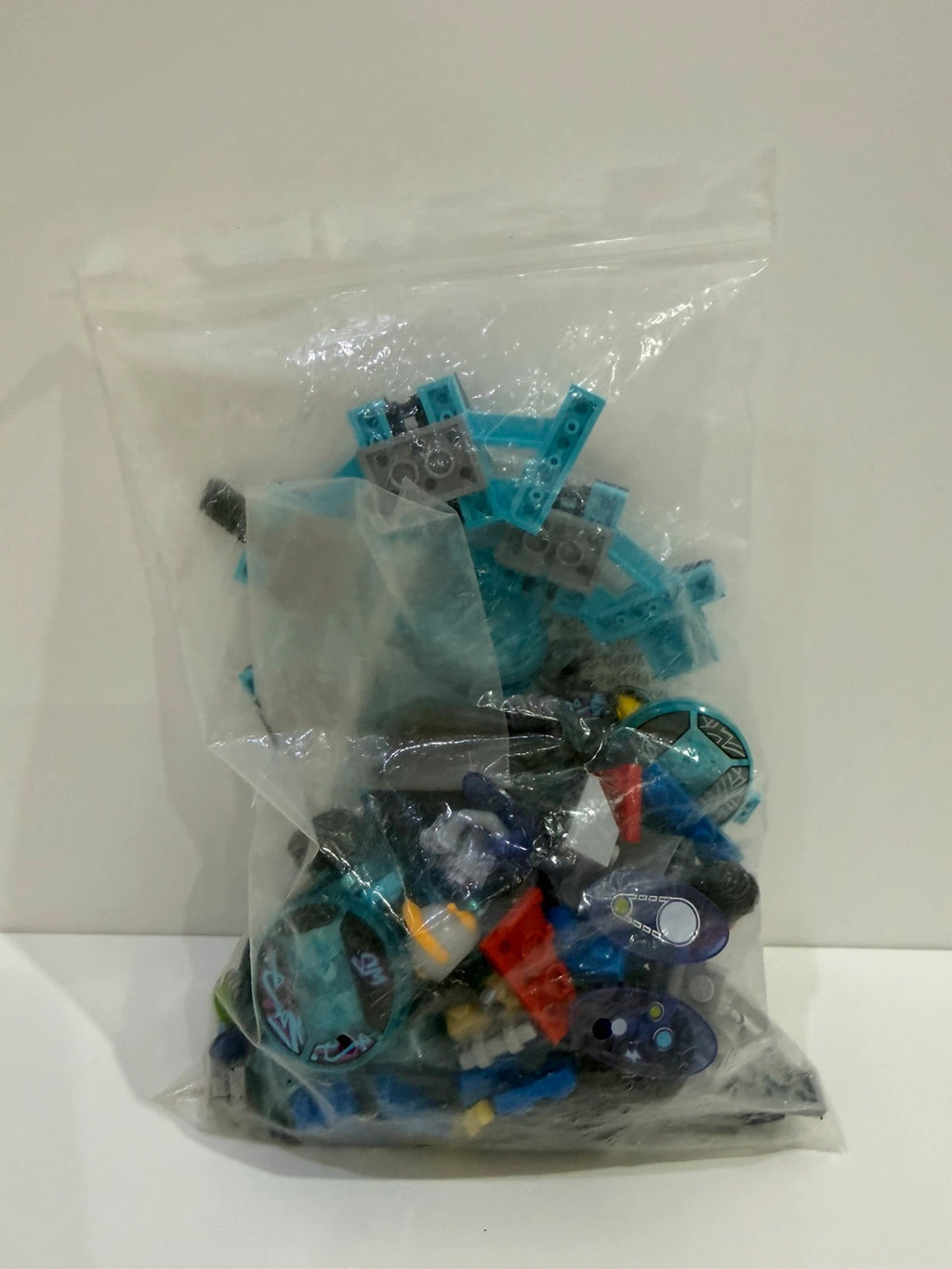 LEGO Dimensions video game bundle for Xbox 360 with USB Toy Pad and character figures.
