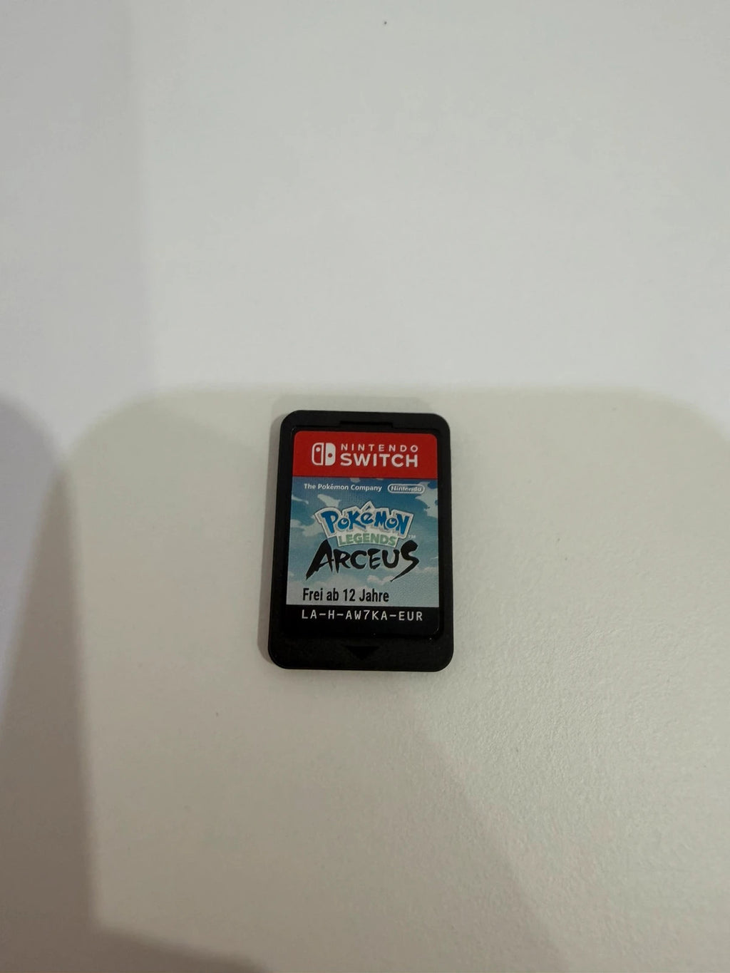 Nintendo Switch Pokémon Legends: Arceus game cartridge and case, very good condition.