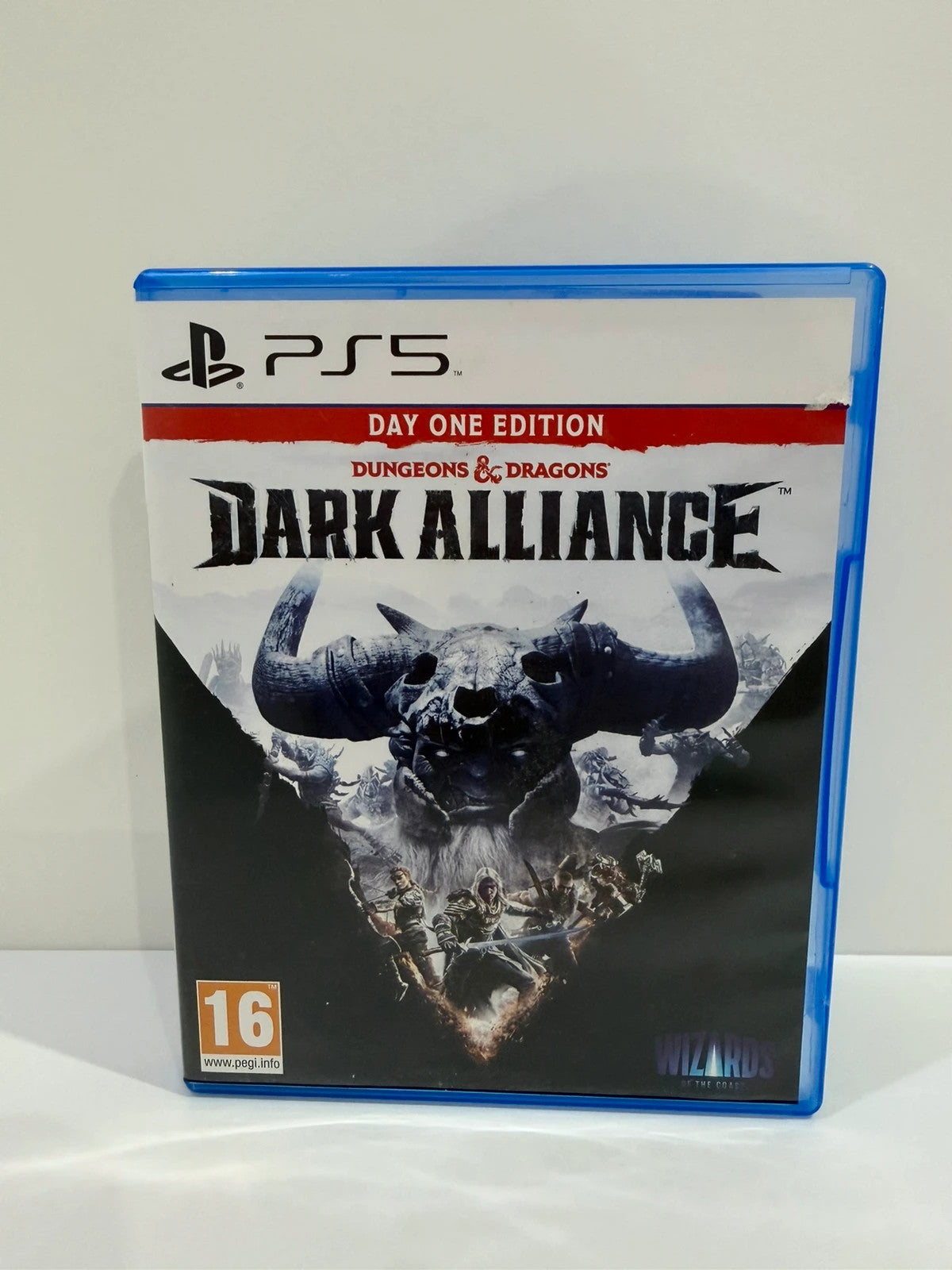 Dungeons & Dragons Dark Alliance PS5 game case with disc, light wear on cover.