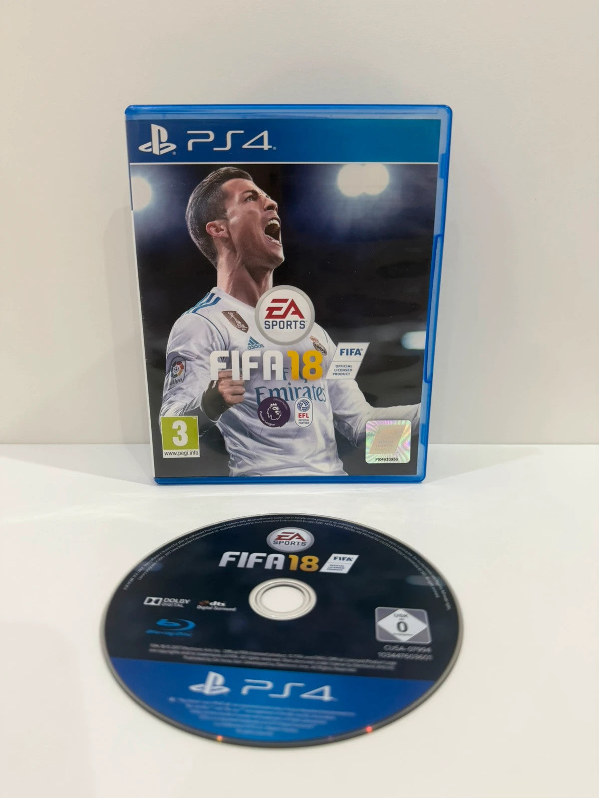 FIFA 18 video game for PlayStation 4 with disc and case in very good condition.