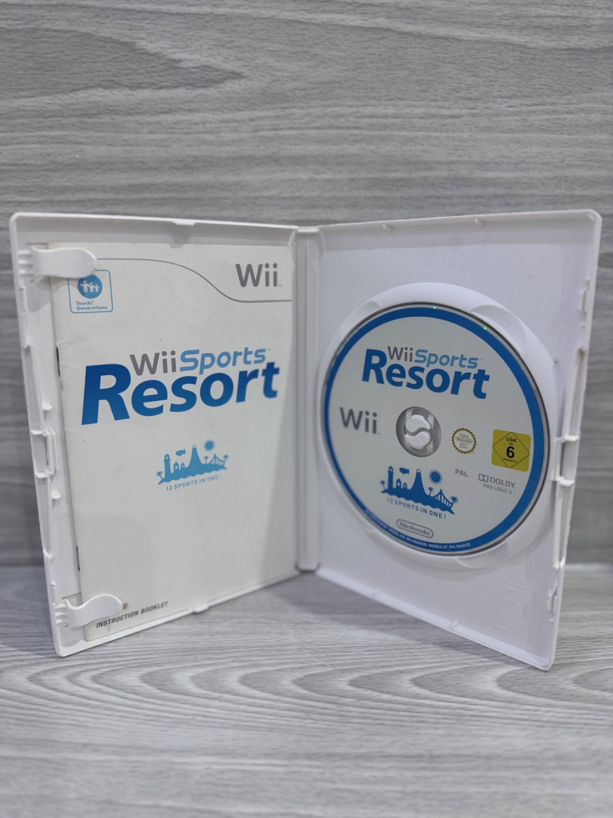 Wii Sports Resort (Normal DVD Case) Complete With Manual PAL UK Tested Working