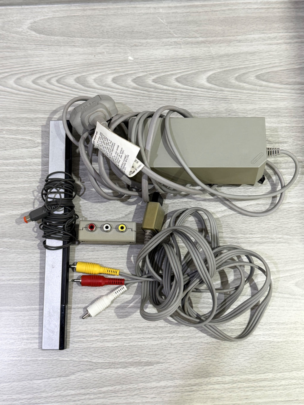 Nintendo Wii Original White Console Genuine White Controller Unboxed Tested