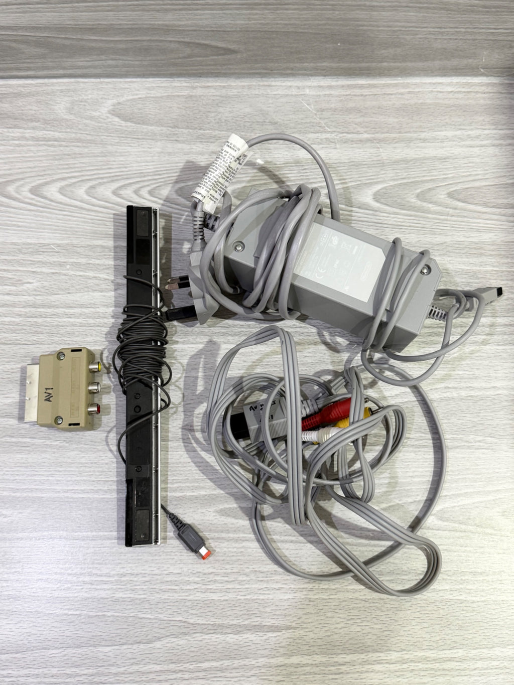 Nintendo Wii Original White Console Genuine White Controller Unboxed Tested