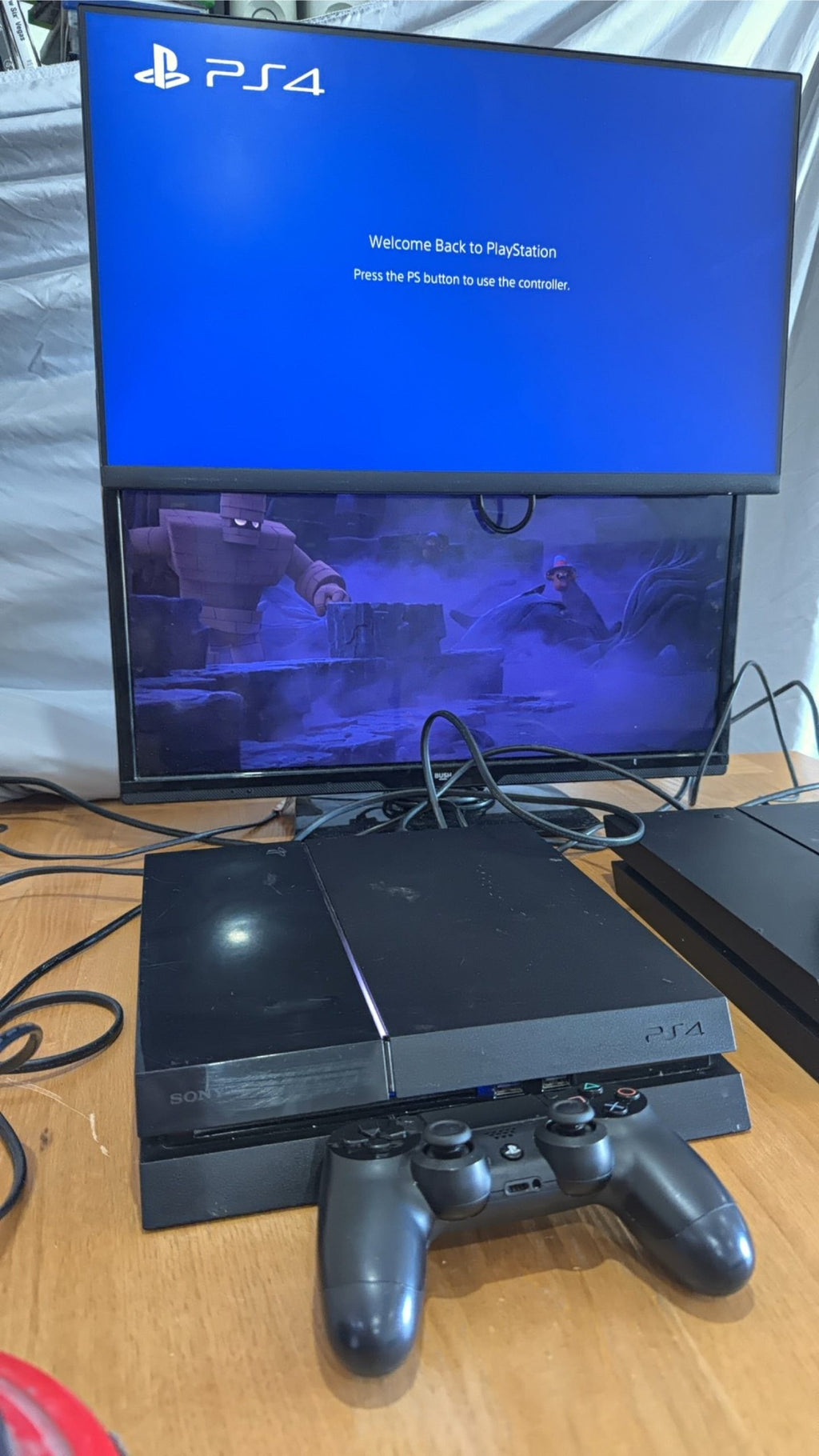 PS4 Console PlayStation 4 Black 500GB with Official Dualshock 4 Controller and cables.