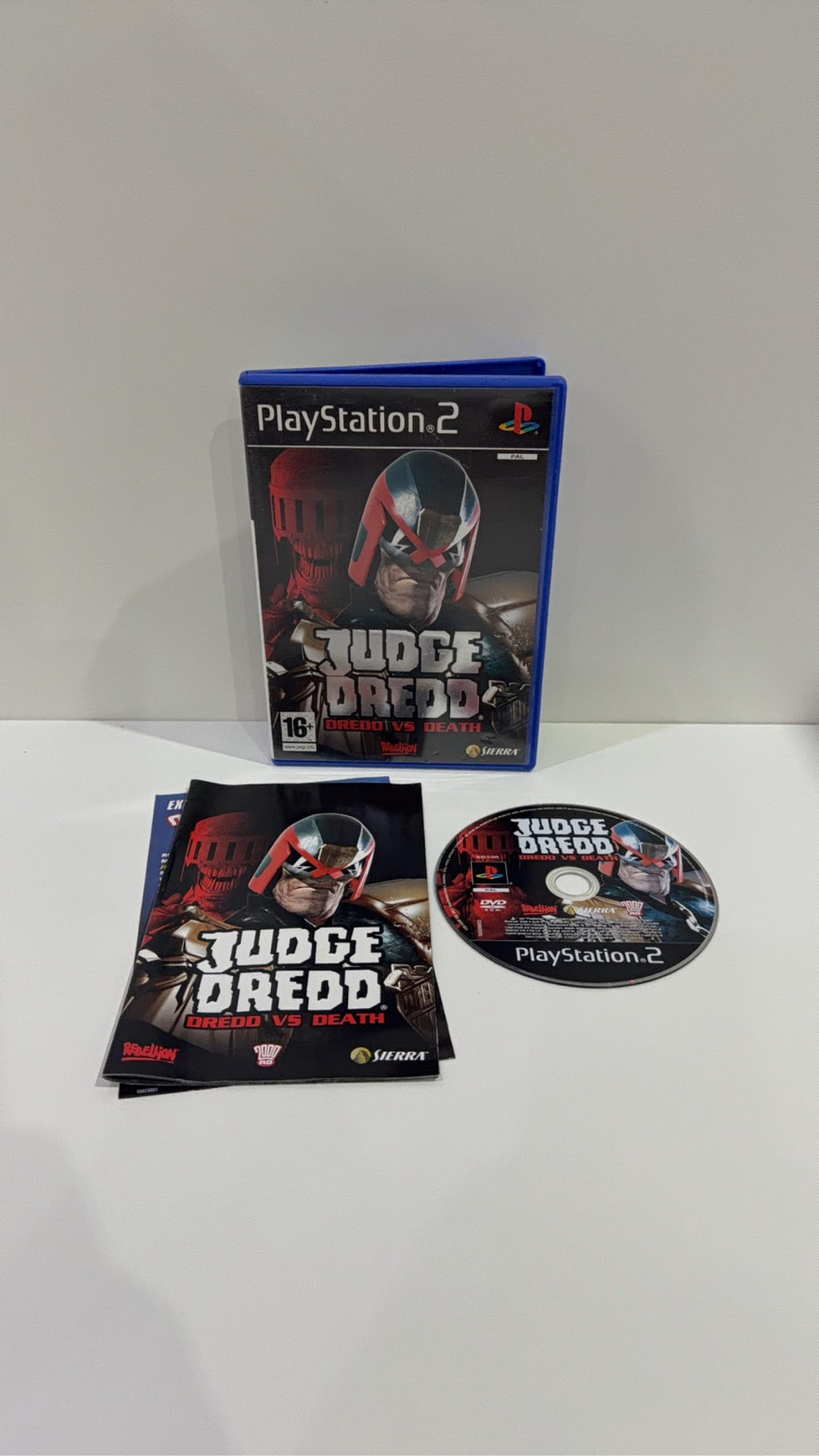 Judge Dredd: Dredd vs Death for Sony PlayStation 2 PS2, complete with case and manual.