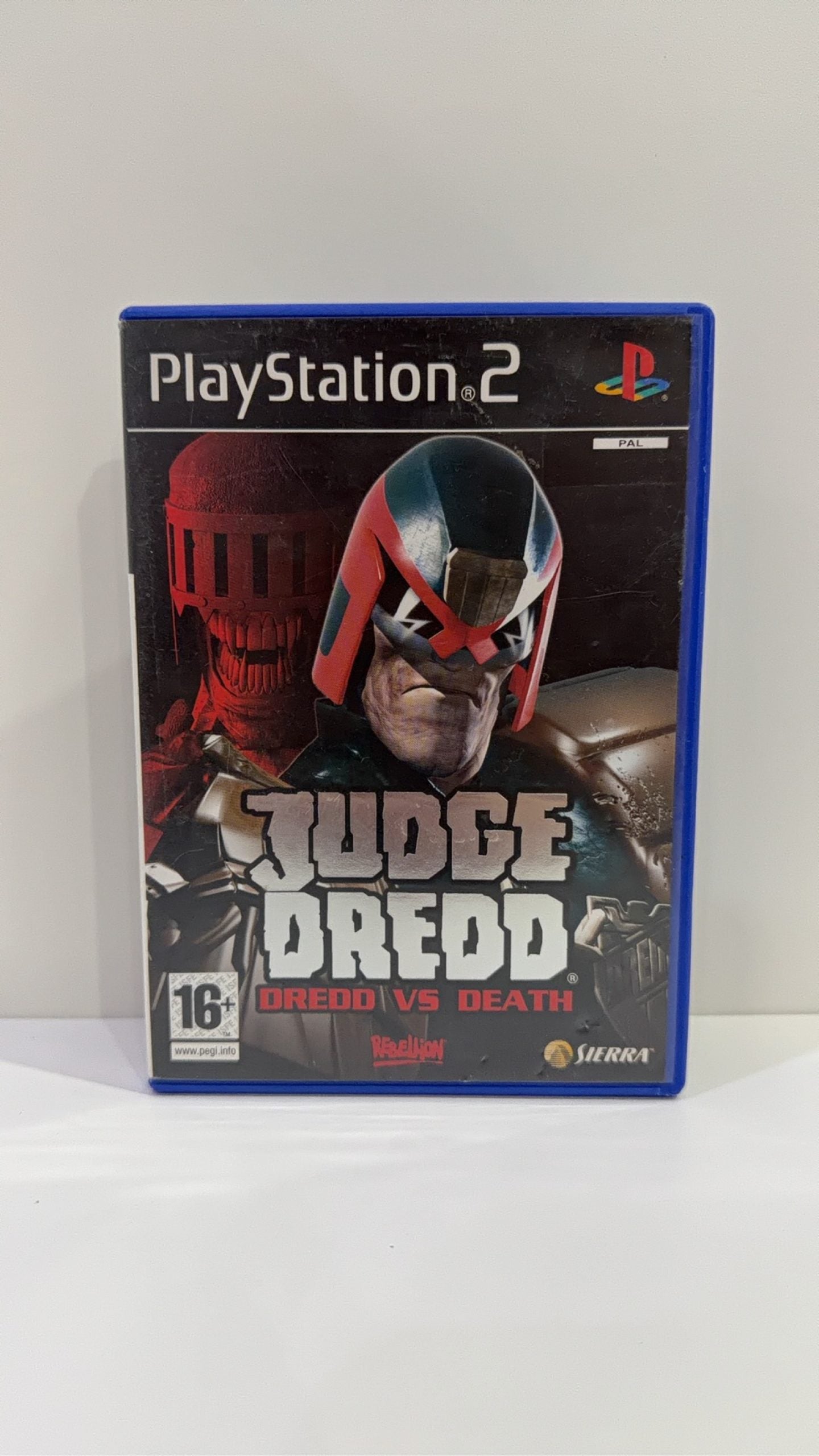 Judge Dredd: Dredd vs Death for Sony PlayStation 2 PS2, complete with case and manual.