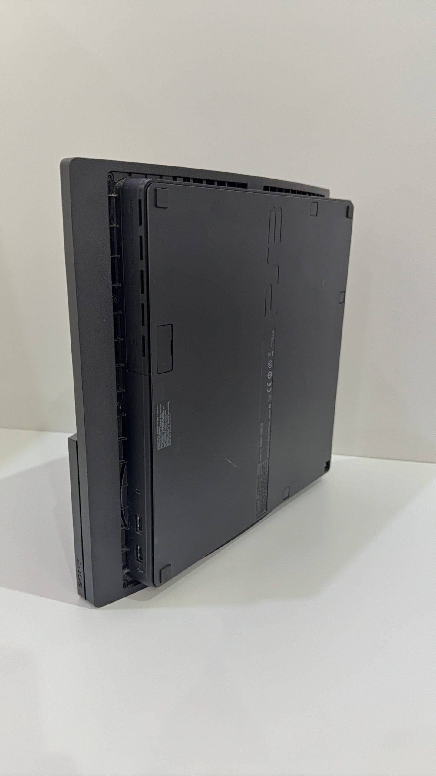 Sony PlayStation 3 PS3 320GB boxed console with official controller, cables, and original booklet.