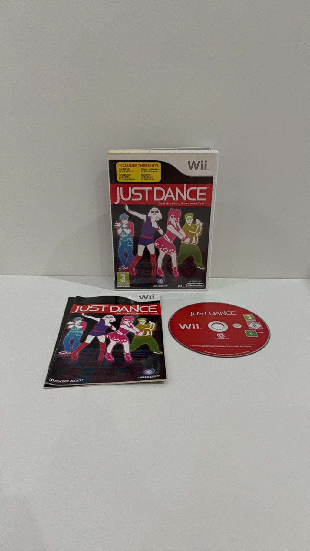 Just Dance Nintendo Wii game boxed with manual, PAL UK version, very good condition.