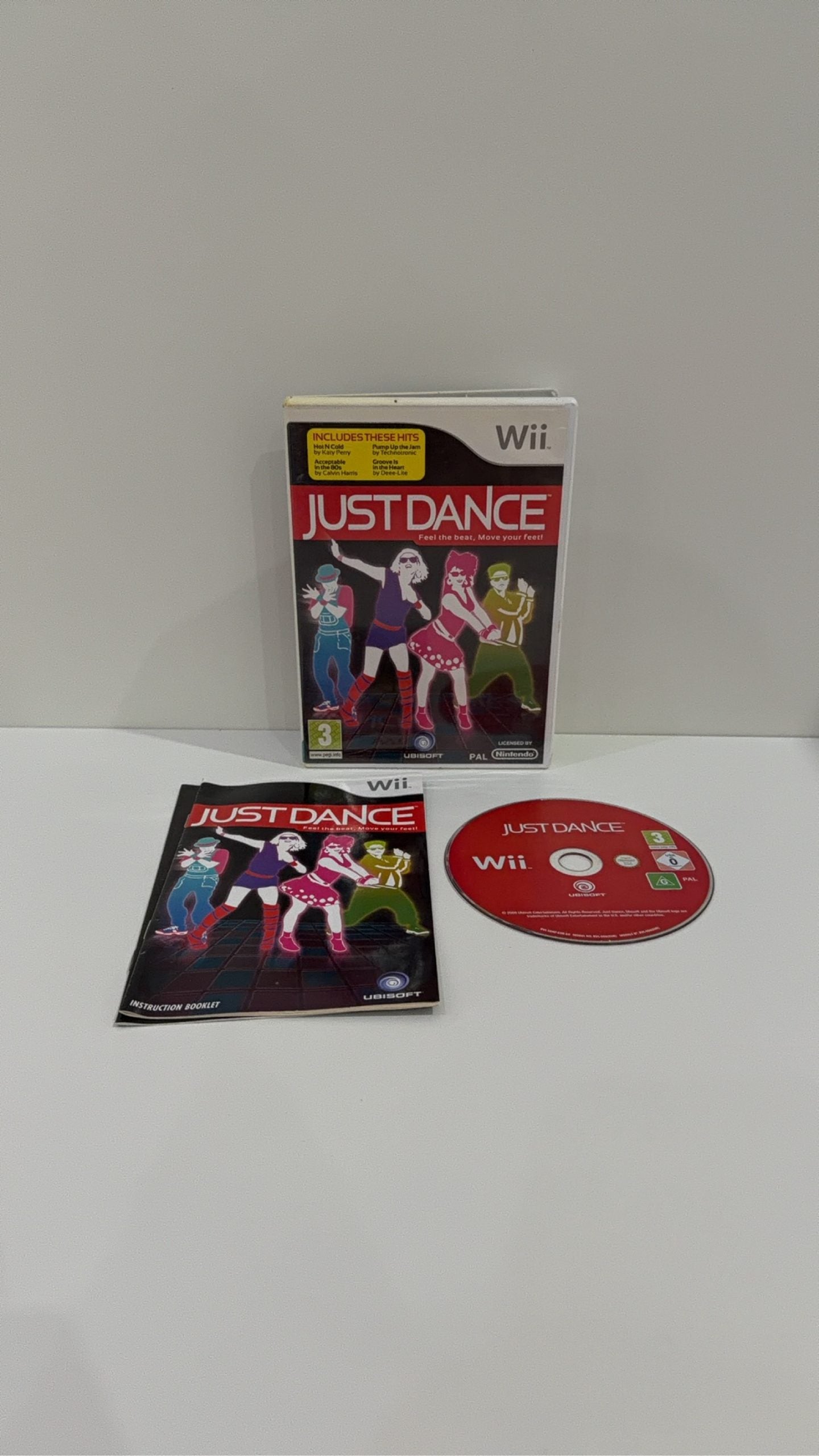 Just Dance Nintendo Wii game boxed with manual, PAL UK version, very good condition.
