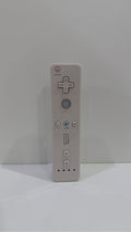 Third-party white Nintendo Wii compatible remote controller, tested and fully working.