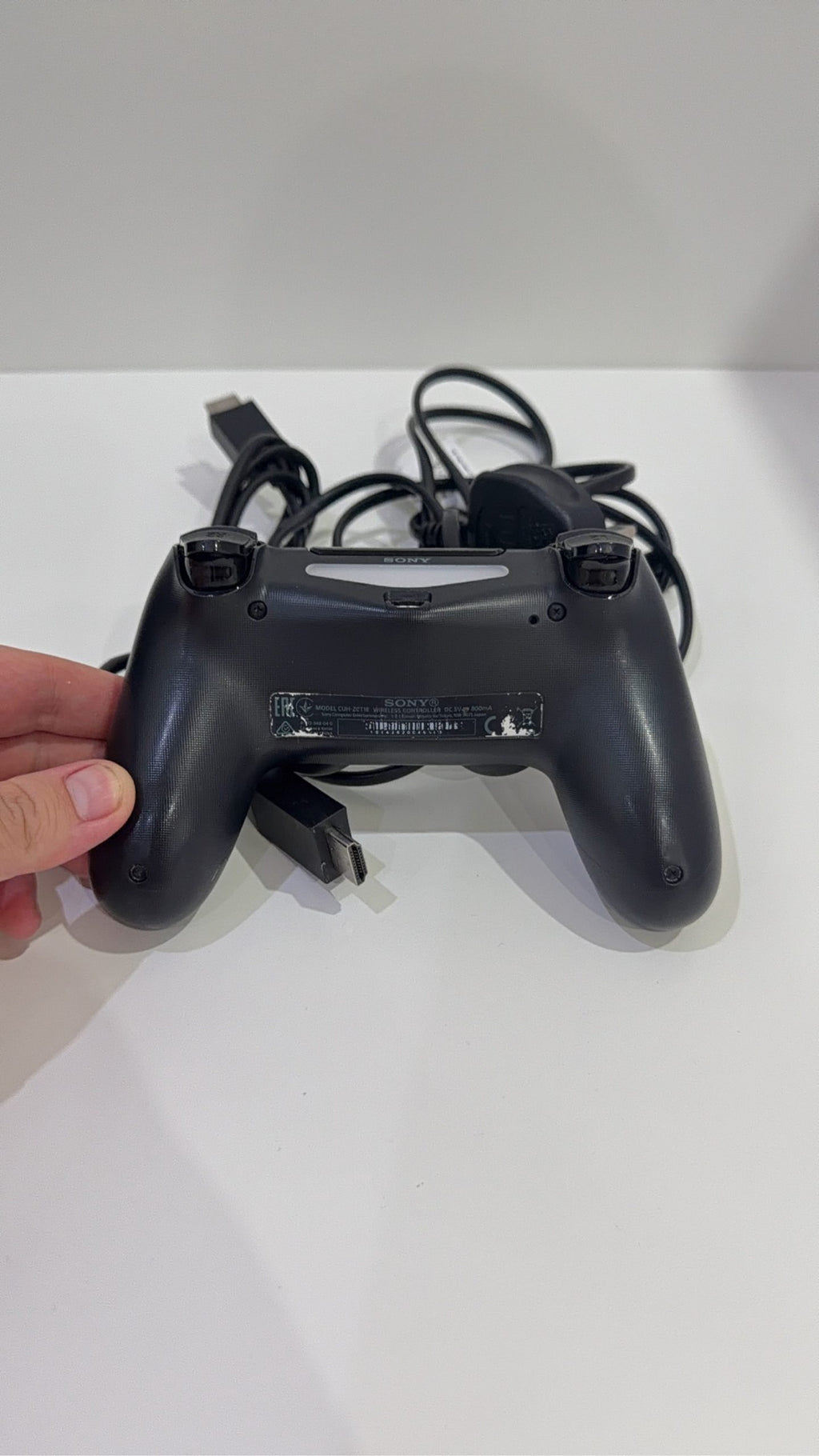 Sony PlayStation 4 PS4 500GB Black Console with Dualshock 4 Controller and Power Cable.